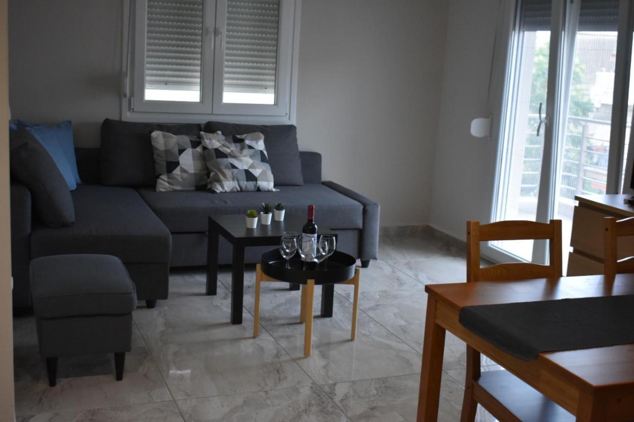 Davidana Deluxe Apartments Nea Kallikrateia Exterior foto