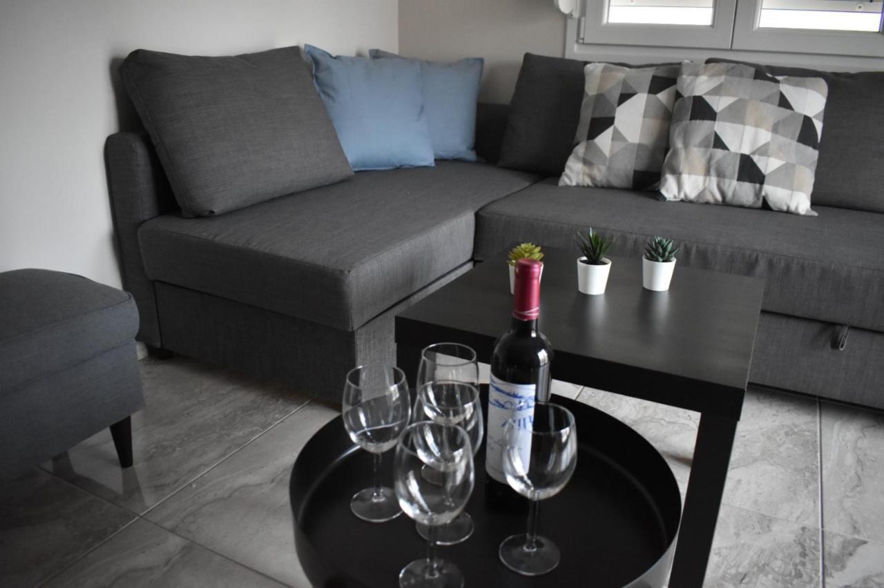 Davidana Deluxe Apartments Nea Kallikrateia Zimmer foto